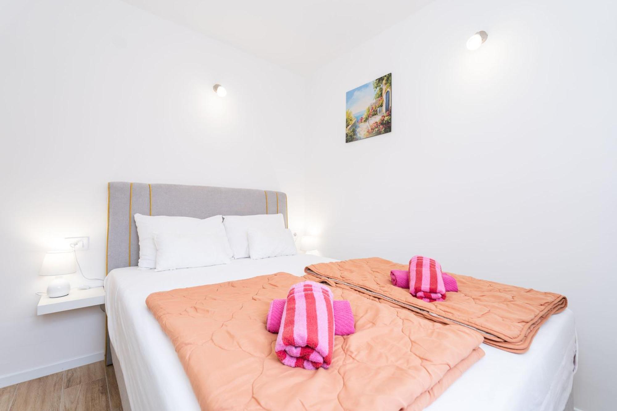 Star Apartments Ragusa Esterno foto